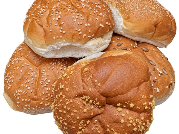 Witte broodjes gesorteerd&nbsp;per 6